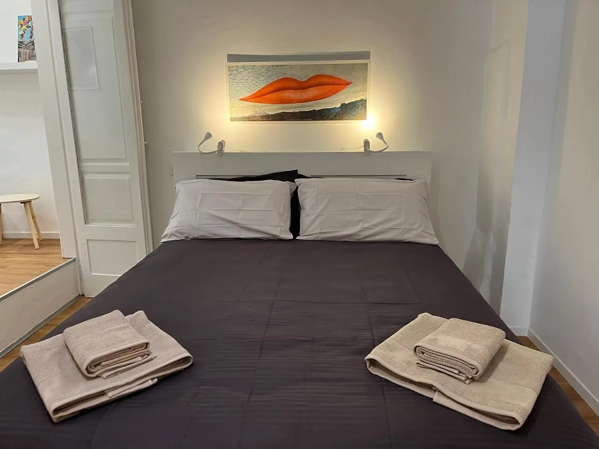 Casa In Centro Con Terrazzo Apartment Bari