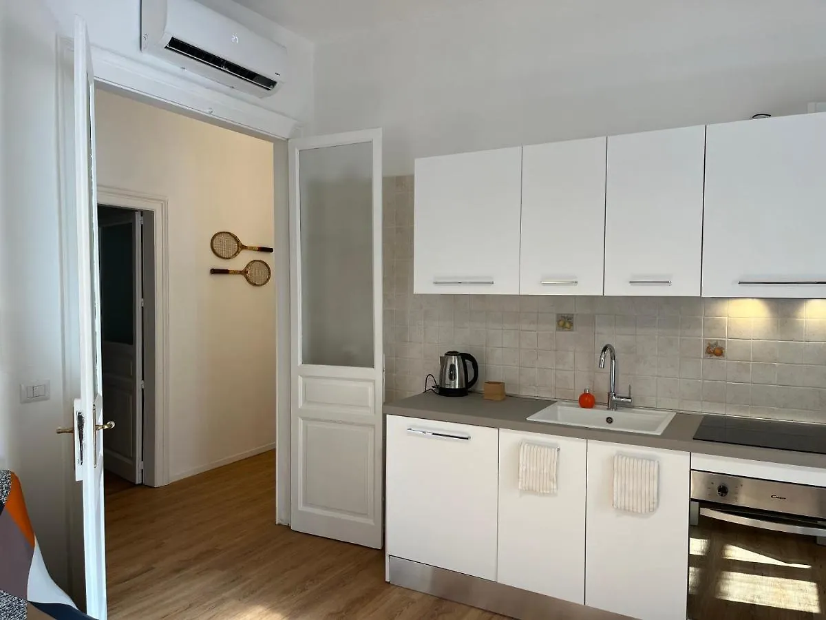 Casa In Centro Con Terrazzo Apartment Bari