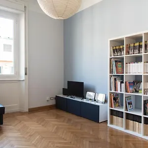 Youhosty - Spartaco 28 , Milano Italia